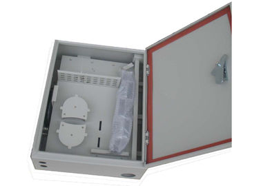 جدار وقطب قابل للتركيب 32Port FTTH CATV مربع التوزيع في الهواء الطلق ل 1 * 32 PLC الفاصل