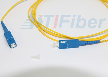 SC / UPC Simplex الألياف التصحيح الحبل وضع واحد لشبكة FTTH ، طول مخصص