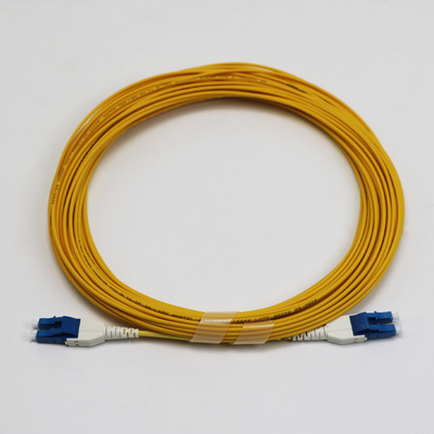 LC Uniboot Zip Cod SingleMode G657.A1 BendInsensitive Duplex 2mm LSZH خسارة منخفضة 0.15dB سلك التصحيح الألياف