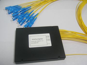 1 × 16 PLC مدمج ألياف ضوئية مدمجة للشبكة الضوئية السلبية